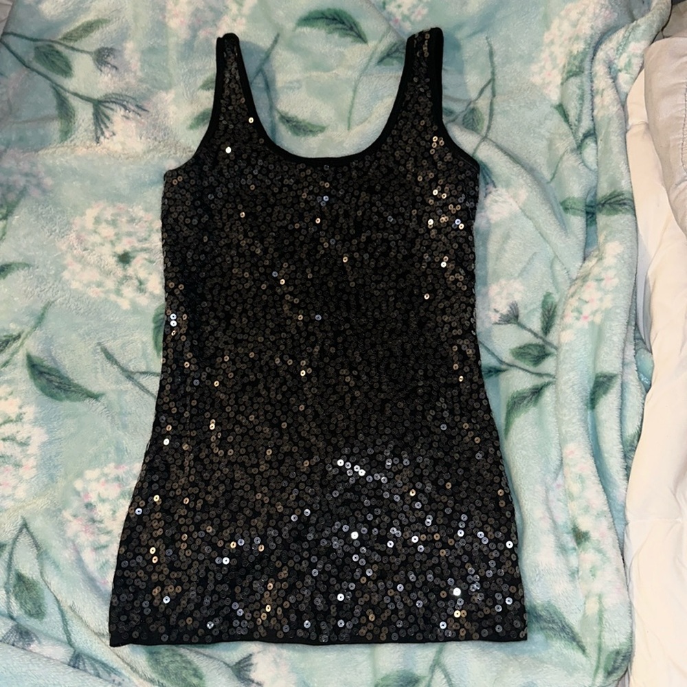 Sequin Tank top size small. Perfect for New Years Eve